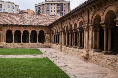 El oficio fue celebrado en la remodelada Concatedral de San Pedro