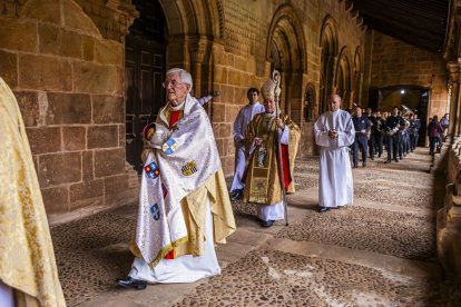 El oficio fue celebrado en la remodelada Concatedral de San Pedro