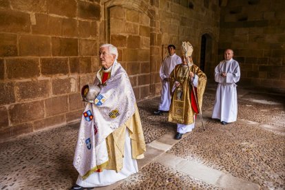 El oficio fue celebrado en la remodelada Concatedral de San Pedro