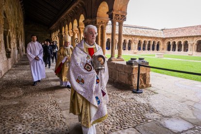 El oficio fue celebrado en la remodelada Concatedral de San Pedro