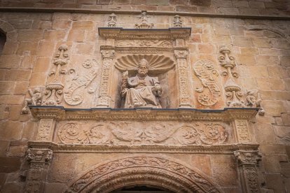 El oficio fue celebrado en la remodelada Concatedral de San Pedro