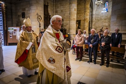 El oficio fue celebrado en la remodelada Concatedral de San Pedro