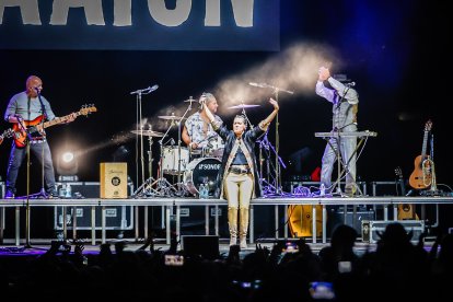 La Potra Salvaje hizo desatarse a bailar a toda la Plaza Mayor