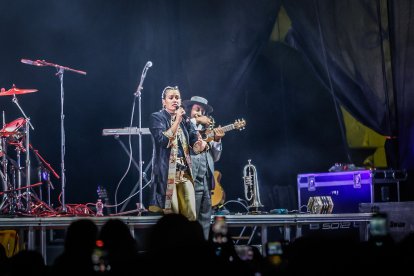 La Potra Salvaje hizo desatarse a bailar a toda la Plaza Mayor