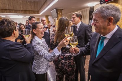 San Saturio también tuvo su hueco para los San Juanes