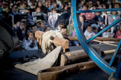 El espectáculo infantil ha tenido lugar en la plaza de las Mujeres.