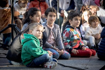 El espectáculo infantil ha tenido lugar en la plaza de las Mujeres.