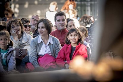 El espectáculo infantil ha tenido lugar en la plaza de las Mujeres.