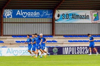 Entrenamiento del Almazán que en Aranda buscará su primera victoria del curso.