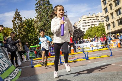 Los escolares compitieron y disfrutaron con las pruebas