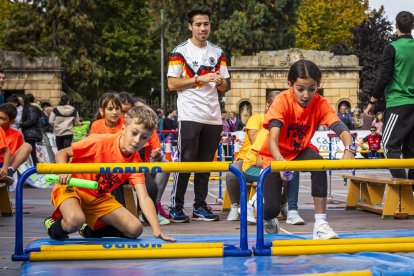 Los escolares compitieron y disfrutaron con las pruebas