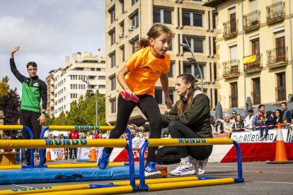 Los escolares compitieron y disfrutaron con las pruebas