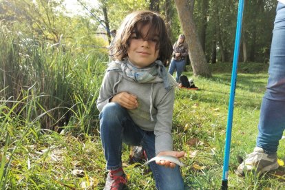 Los más jóvenes aprenden y disfrutan de la pesca