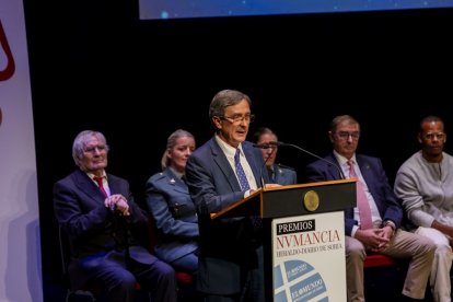 El director de Heraldo Diario de Soria, Félix Villalba, durante su alocución.