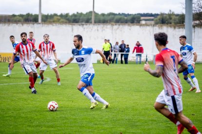 La SD Almazán suma la primera victoria de la temporada en un buen partido ante su inmediato perseguidor.