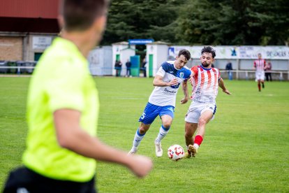 La SD Almazán suma la primera victoria de la temporada en un buen partido ante su inmediato perseguidor.