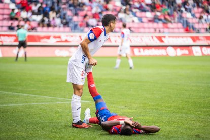 Poco premio para un Numancia que dispuso de más y mejores ocasiones que el rival.