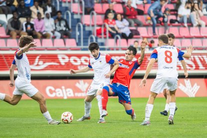 Poco premio para un Numancia que dispuso de más y mejores ocasiones que el rival.