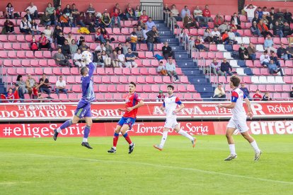 Poco premio para un Numancia que dispuso de más y mejores ocasiones que el rival.