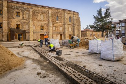 Rehabilitación de todo el entorno de Santa Clara