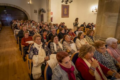 El acto llenó el Aula Magna Tirso de Molina