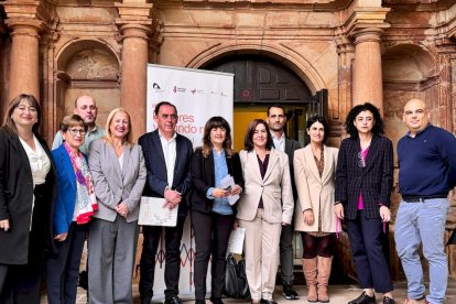 El acto llenó el Aula Magna Tirso de Molina