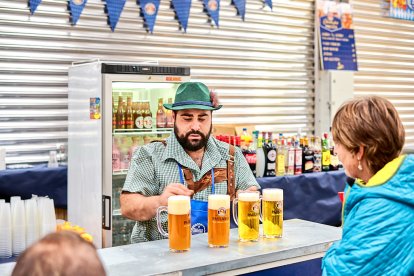 El Oktoberfest ha tenido como escenario la multipista cubierta de Golmayo.