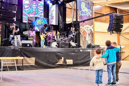 El Oktoberfest ha tenido como escenario la multipista cubierta de Golmayo.