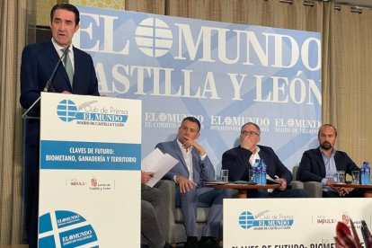 El consejero de Medio Amiente, Vivienda y Ordenación del Territorio, Juan Carlos-Suárez Quiñones, en el foro de El Mundo-Diario de Castilla y León.