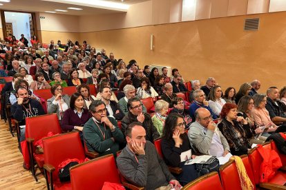 Asistentes a las jornadas que se desarrollan en el seminario diocesano.