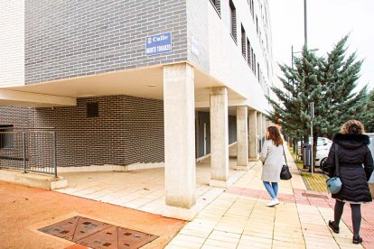 Edificio donde se pretende ubicar el Centro Cívico de Los Royales.