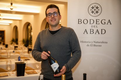 Bodega del Abad invitó a una cata y un cóctel en Soria