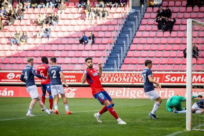 El Numancia se mantiene líder con un gol de Bonilla.