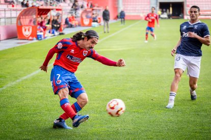 El Numancia se mantiene líder con un gol de Bonilla.