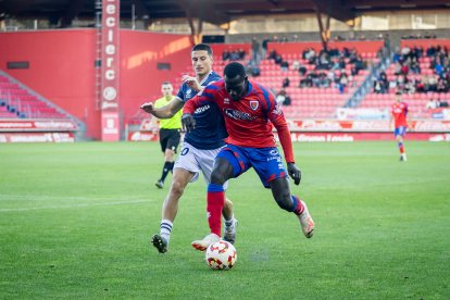 El Numancia se mantiene líder con un gol de Bonilla.