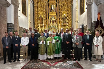 La Cofradía de la Oración en el Huerto de Soria se reúne en Sevilla con sus homólogas.