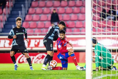 El CD Numancia se apea de la Copa dando una buena imagen