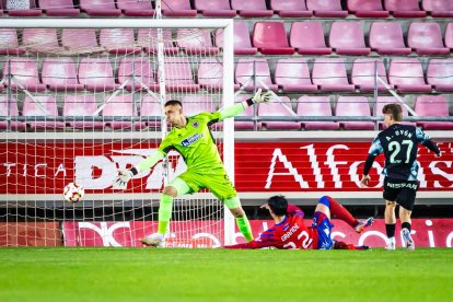 El CD Numancia se apea de la Copa dando una buena imagen