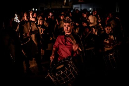 El pueblo de Garray se sumergió en la oscuridad