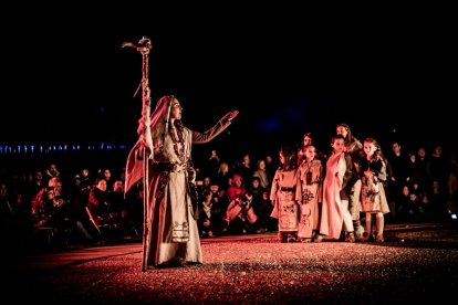 El pueblo de Garray se sumergió en la oscuridad