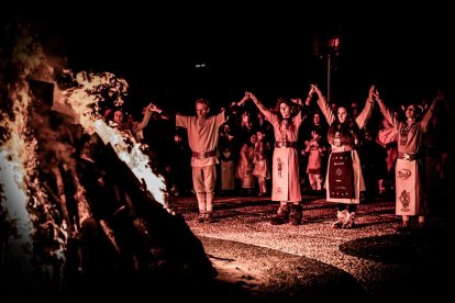 El pueblo de Garray se sumergió en la oscuridad