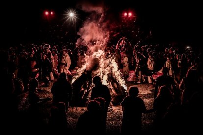 El pueblo de Garray se sumergió en la oscuridad