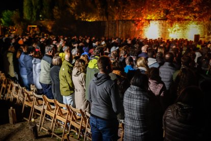 Lectura de la leyenda de Bécquer por el actor de doblaje Jordi Brau.