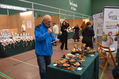 San Leonardo se vuelca con setas, hongos y los valores del bosque en sus XXI Jornadas Micológicas.