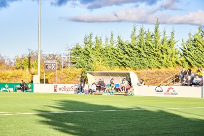 La Ciudad Deportiva acogió el derbi de Regional entre el CD Numancia B y el CD San José.