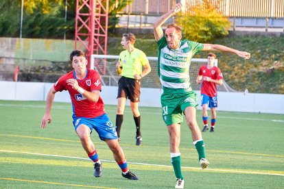 La Ciudad Deportiva acogió el derbi de Regional entre el CD Numancia B y el CD San José.