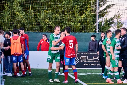 La Ciudad Deportiva acogió el derbi de Regional entre el CD Numancia B y el CD San José.