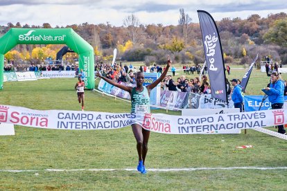 Valonsadero vuelve a convertirse en epicentro del campo a través con la trigésima edición del Cross Internacional de Soria.