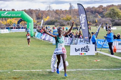 Valonsadero vuelve a convertirse en epicentro del campo a través con la trigésima edición del Cross Internacional de Soria.