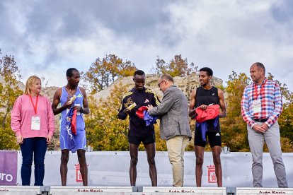 Valonsadero vuelve a convertirse en epicentro del campo a través con la trigésima edición del Cross Internacional de Soria.